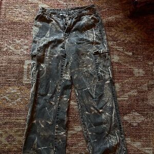 Women’s Camouflage Cargo Pants